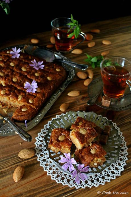 basbousa, pastel-de-semola-y-coco, coconut-semolina-cake, lemon-syrup