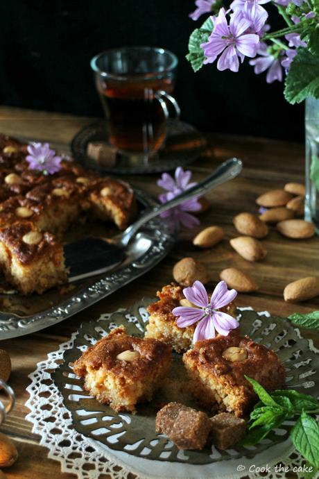 basbousa, pastel-de-semola-y-coco, coconut-semolina-cake, lemon-syrup