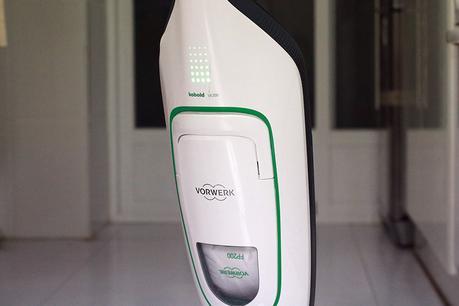 Probamos la nueva aspiradora vertical Kobold VK200 de Vorwerk Probamos la nueva aspiradora vertical Kobold VK200 de Vorwerk