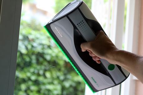 Probamos la nueva aspiradora vertical Kobold VK200 de Vorwerk Probamos la nueva aspiradora vertical Kobold VK200 de Vorwerk