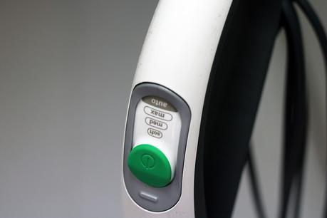 Probamos la nueva aspiradora vertical Kobold VK200 de Vorwerk Probamos la nueva aspiradora vertical Kobold VK200 de Vorwerk