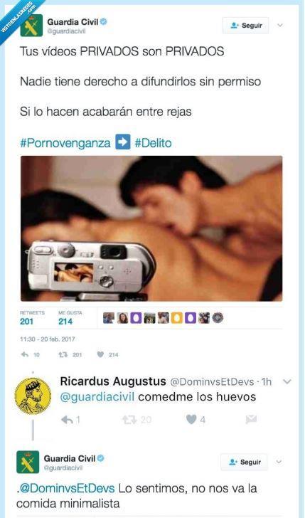 Errores y aciertos en la gestión de redes sociales Errores y aciertos en la gestión de redes sociales