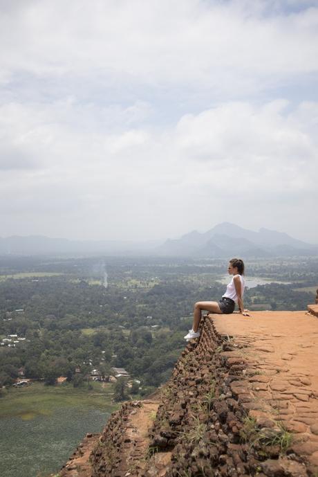 Sri Lanka, V