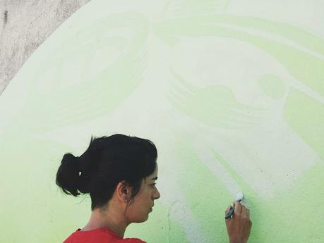 Street art que brilla en la oscuridad para darle un nuevo significado