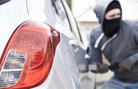 Potosinos desesperados por el robo de sus autos piden ayuda por redes sociales