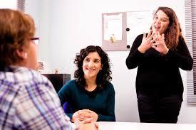 Lo que siempre quisiste saber sobre soñar con intérpretes. Lo que siempre quisiste saber sobre soñar con intérpretes.