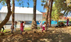 Gente que hace, y nos salva, nos redime, nos completa