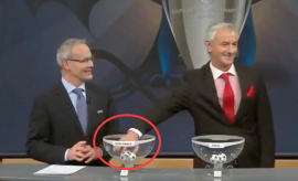 Polémica por este gesto al sacar la bola del Atlético en el sorteo de #Champions #Futbol