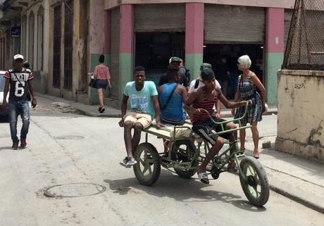 El régimen califica a los bicitaxis como “Epidemia vial”