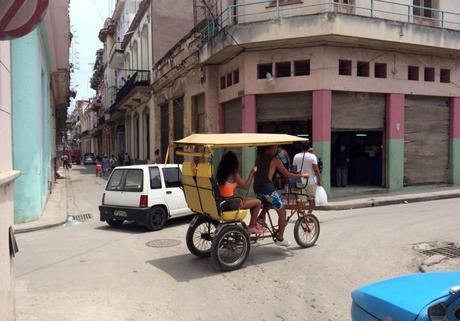 El régimen califica a los bicitaxis como “Epidemia vial”