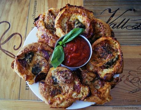 Pizza rolls