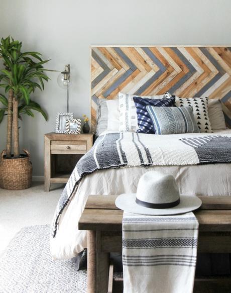 Antes  y después de un dormitorio con aire colonial