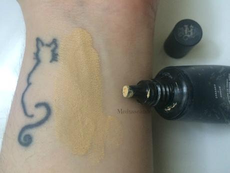 Kat Von D: High Voltage eye primer