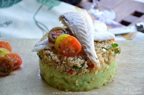 Timbal de Quinoa y Guacamole con Filetes de Dorada