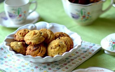 Galletas de kiwi veganas, sin gluten, sin lactosa y con y sin  azúcar