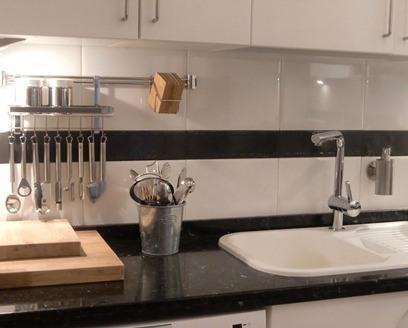 UNA NUEVA OPCIÓN LA PINTURA PARA AZULEJOS UNA NUEVA OPCIÓN LA PINTURA PARA AZULEJOS