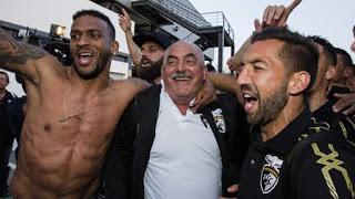 Portimonense regresa a la Liga NOS en el décimo ascenso de Vítor Oliveira