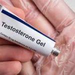 Efecto del tratamiento con testosterona sobre la densidad ósea volumétrica y la fuerza en hombres mayores con testosterona baja. Ensayo clínico.