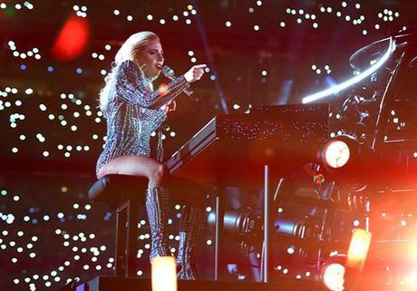 Lady Gaga iluminó la Super Bowl 2017 (FOTOS+VIDEO)