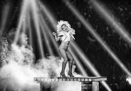Lady Gaga iluminó la Super Bowl 2017 (FOTOS+VIDEO)