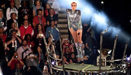 Lady Gaga iluminó la Super Bowl 2017 (FOTOS+VIDEO)