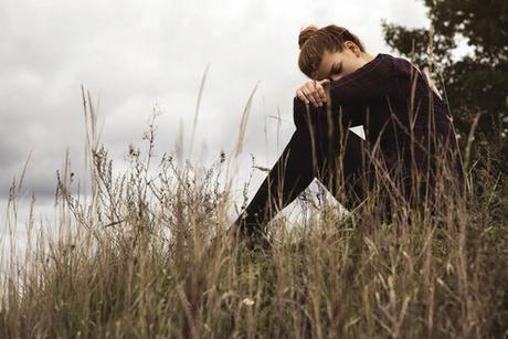 Adolescente sola