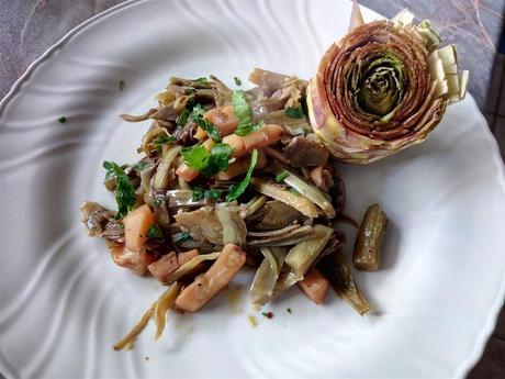 Alcachofas con sepia  - Carciofi e seppie - Cuttlefish and artichoke recipe