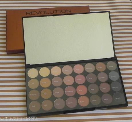 Paleta Flawless matte de Make Up Revolution: Reseña y swatches