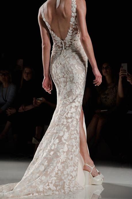 Desfile Rosa Clará Colección 2018 www.bodasdecuento.com