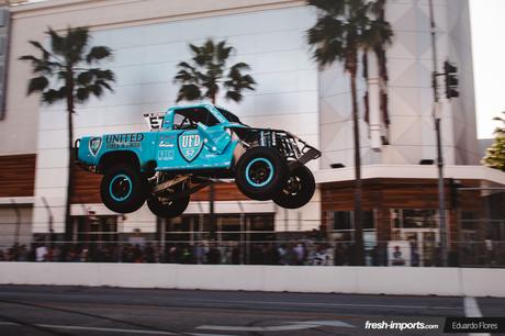 Stadium SUPER Trucks en Long Beach. ¿Alguien ha dicho que no puedan volar?