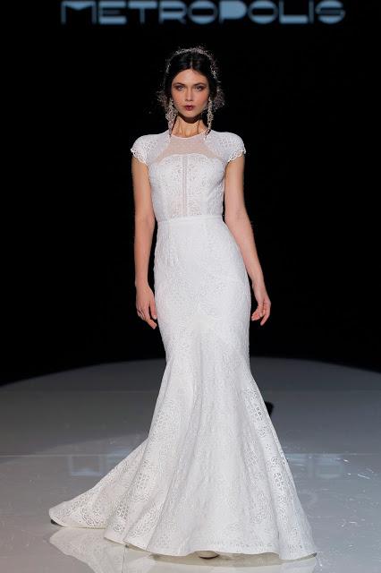 Metrópolis es la colección de novias 2018 de Jesús Peiró pensada para la mujer urbana y que quiere estar a la última