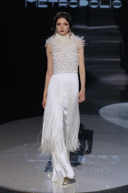 Metrópolis es la colección de novias 2018 de Jesús Peiró pensada para la mujer urbana y que quiere estar a la última