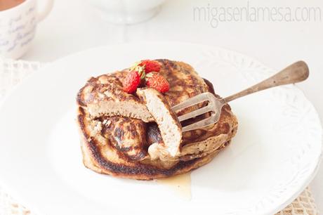 TORTITAS DE AVENA Y PLÁTANO [Adopta una autora: Sara Rosenberg] [Sin lactosa]