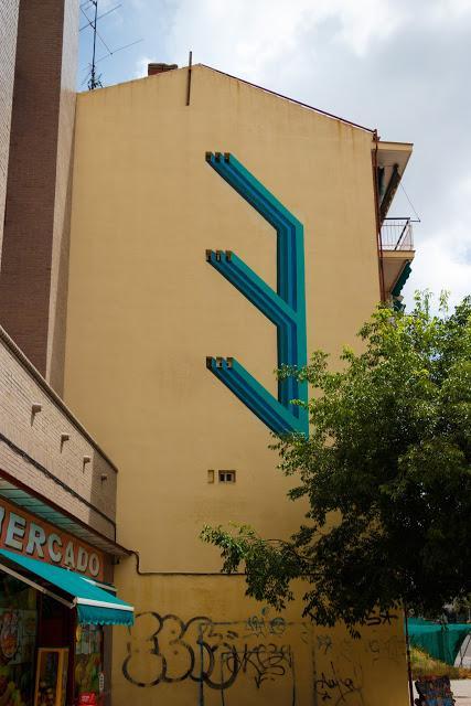 Arte urbano. Murales en el barrio de Tetuán