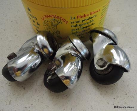 Esa mesa tan vintage... Esa mesa tan vintage...