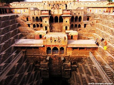 Misticismo y funcionalidad – Aljibe escalonado de Chand Baori