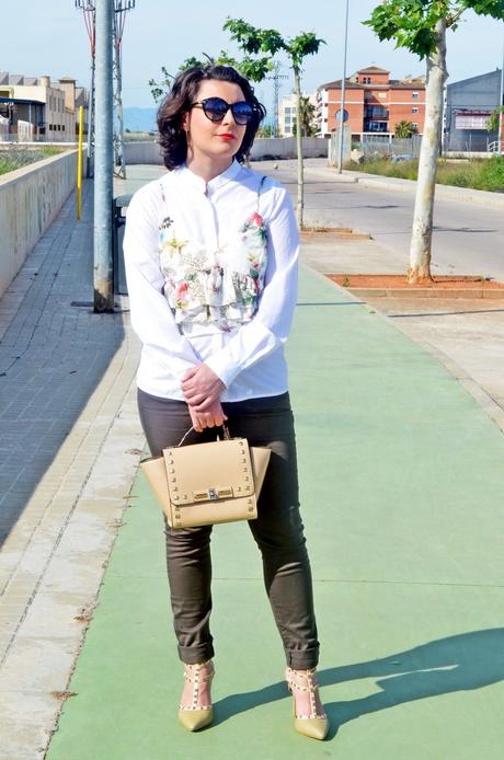 Superposición: Top sobre camisa