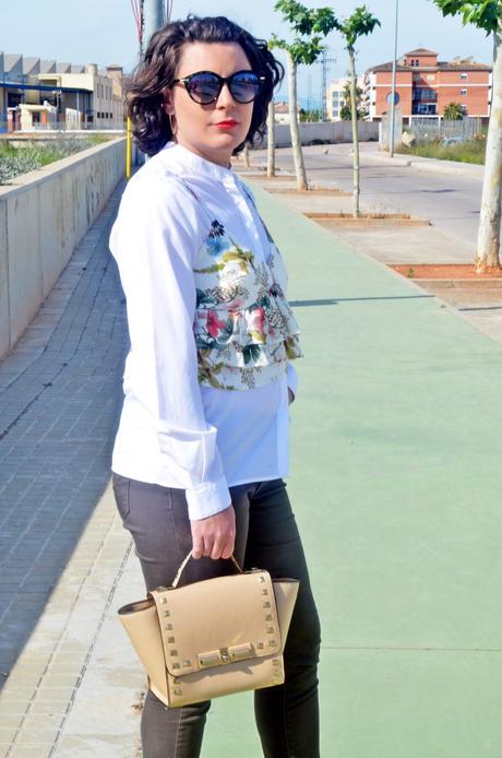 Superposición: Top sobre camisa