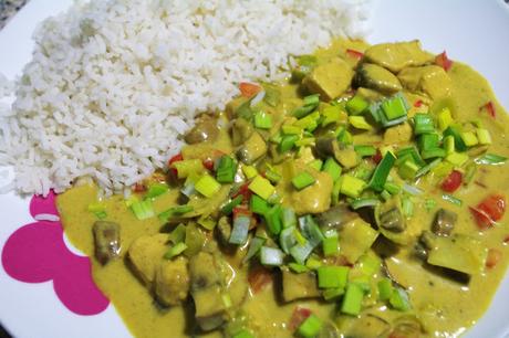 POLLO THAI EN SALSA DE COCO PICANTE