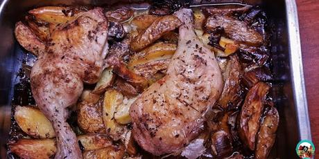 Pollo asado con papas y puerro