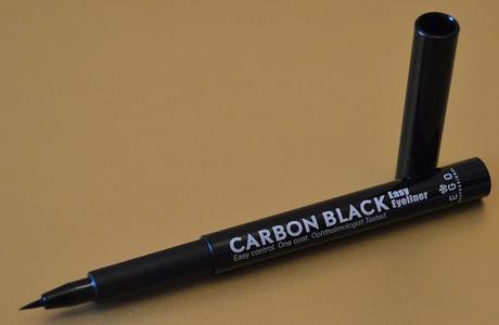 El delineador de ojos “Carbon Black Easy Eyeliner” de EGO PROFESSIONAL