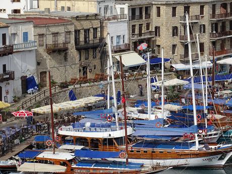 REPÚBLICA TURCA DE CHIPRE: EL PUERTO DE GIRNE (KYRENIA)