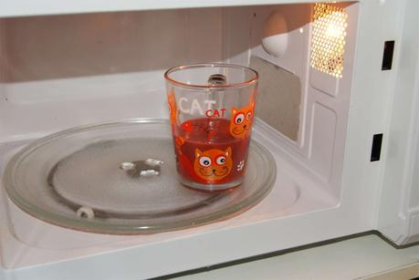 Bizcocho Red Velvet Mug Cake paso 3