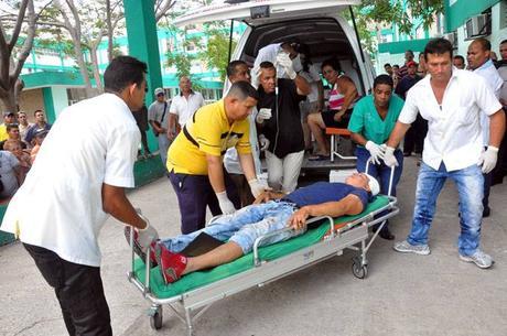 Un muerto y nueve heridos por accidente de tránsito en Granma