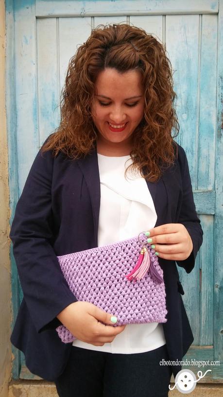 CLUTCH en punto garbanzo a crochet