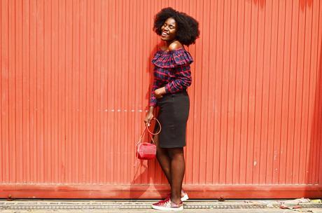 IN LOVE WITH OFF SHOULDERS CLOTHES