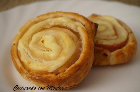 Rollitos de hojaldre de jamón y queso