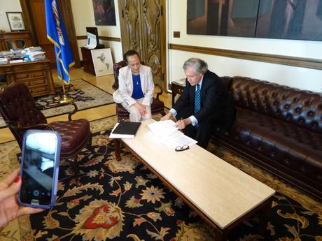 Almagro: Retirarse de la #OEA no le da carta blanca al régimen de #Venezuela a consolidarse como dictadura