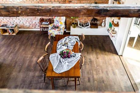 suelo de madera oscura estilo nórdico decoración interiores decoración atico blog decoración nórdica 