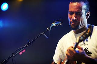 Ben Harper - Don't give up on me now (2011)